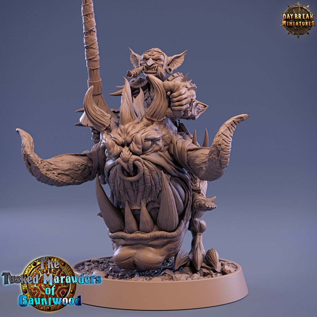 Dongli Smite on Head Runner - Goblin